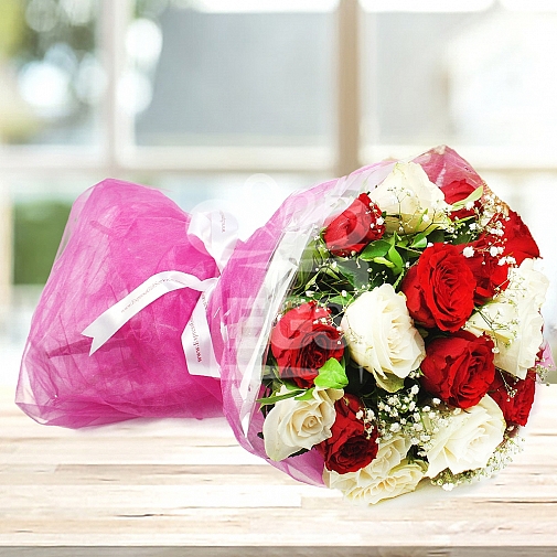24 Imported Red And White Roses