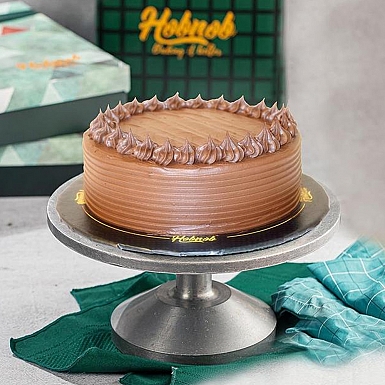 2lbs Rich Chocolate Cake - Hob Nob Bakers