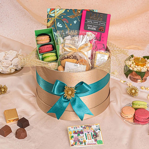 Signature Gold Hamper